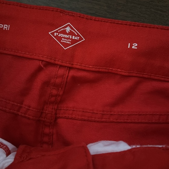 4 piece women’s lot of Spring/Summer Capris Cropped Pants Size 12/32/L - Picture 8 of 11